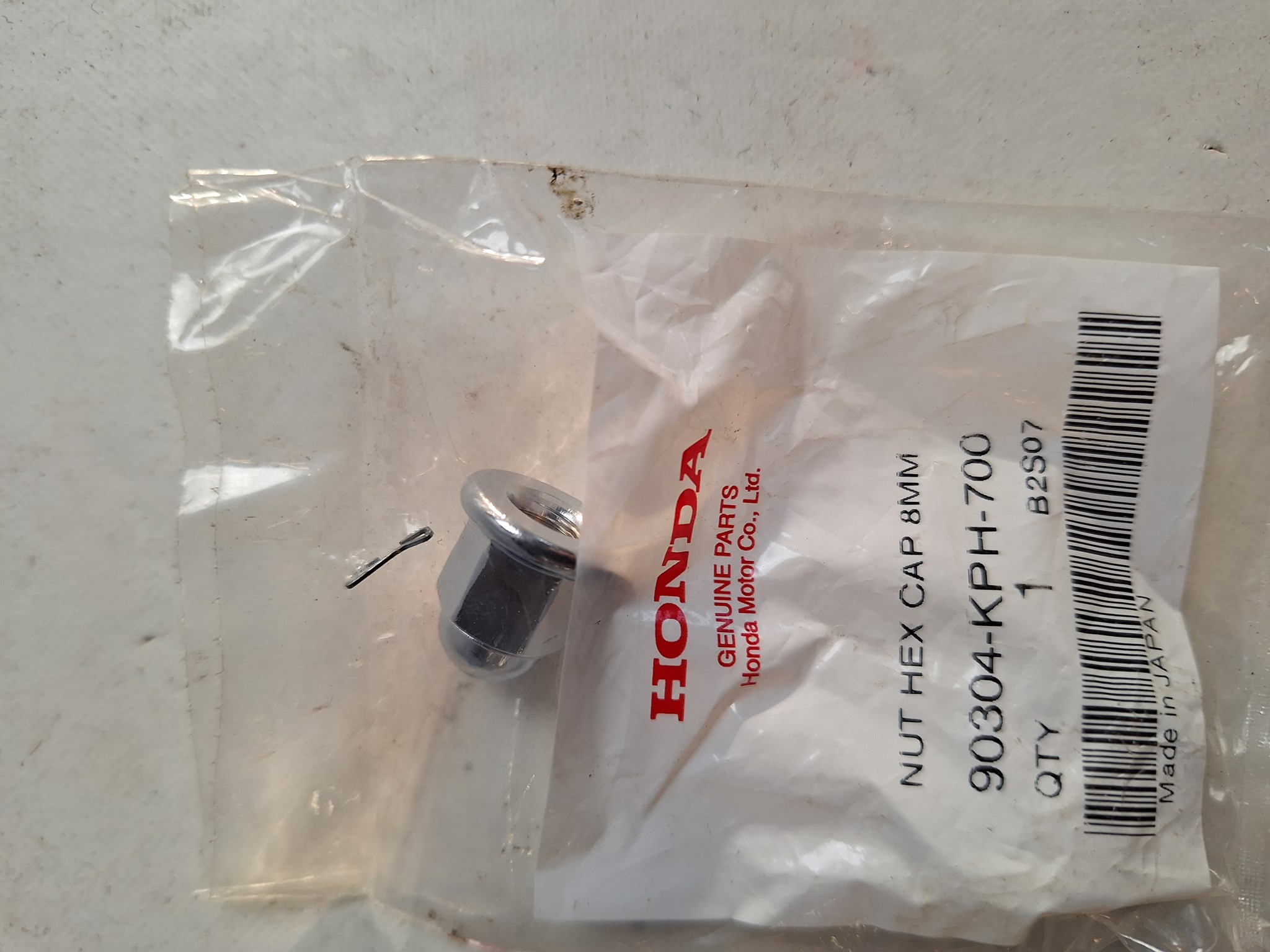Picture of NUT,HEX CAP 8MM  90304-KPH-700  
